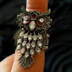 Stretch to fit Rhinestone Owl Ring